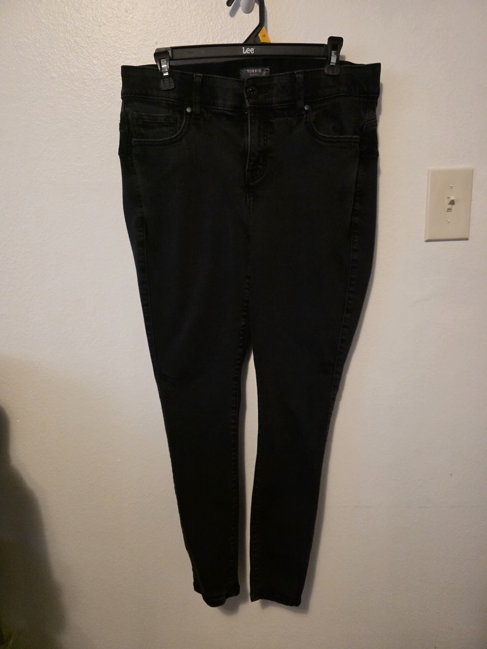 Torrid Black Bombshell Skinny Jeans 14R